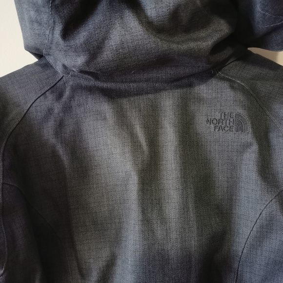 Northface Hyvent 600 Women's Jacket SM - Picture 3 of 11
